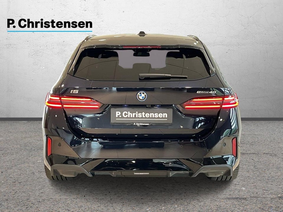 BMW i5 eDrive40 Touring Supercharged 5d