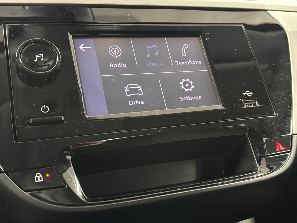 Opel Corsa 1,2 Blanc 5d