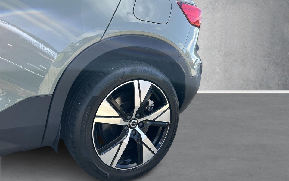 Volvo XC40 P8 ReCharge Twin R-Design 5d