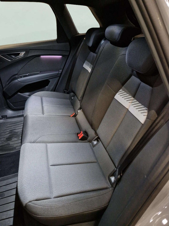 Audi Q4 e-tron 40 Advanced 5d