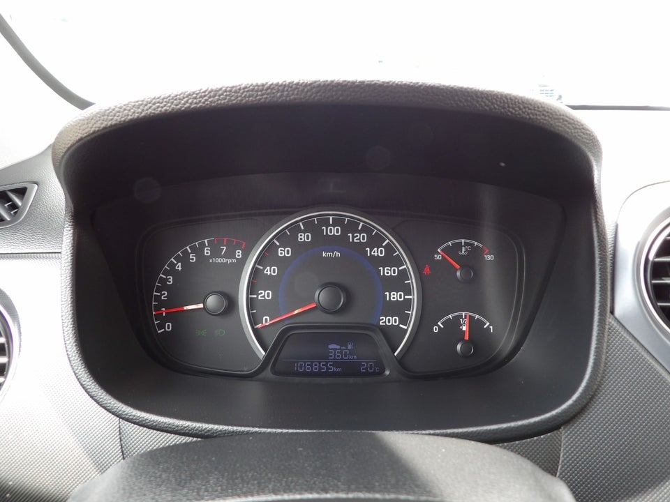 Hyundai i10 1,0 EM-Edition Eco 5d