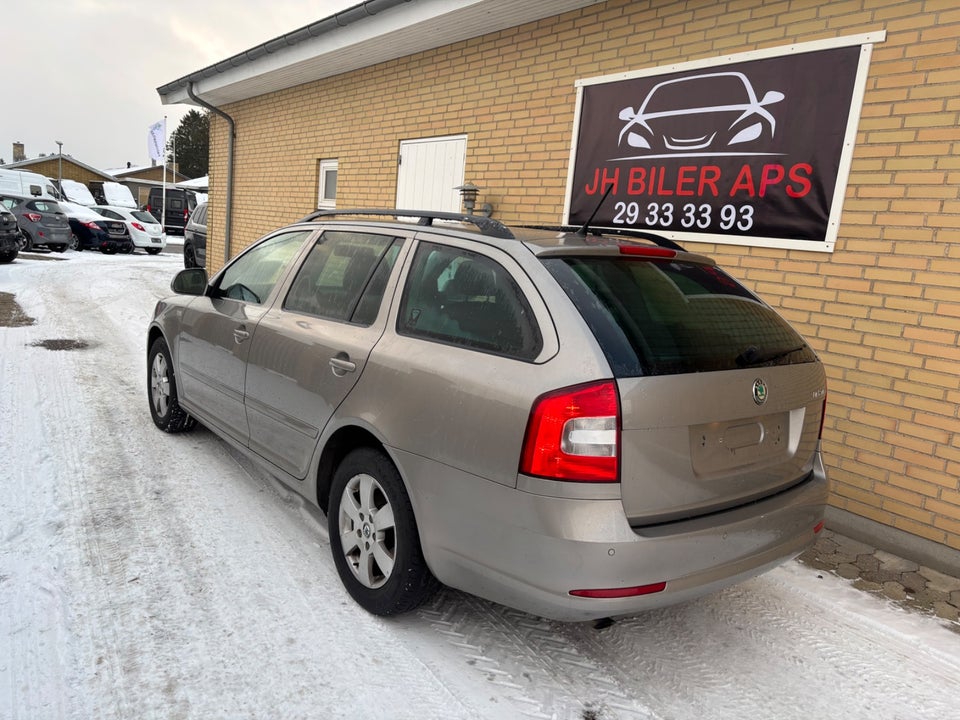 Skoda Octavia 1,2 TSi 105 Ambiente Combi DSG 5d