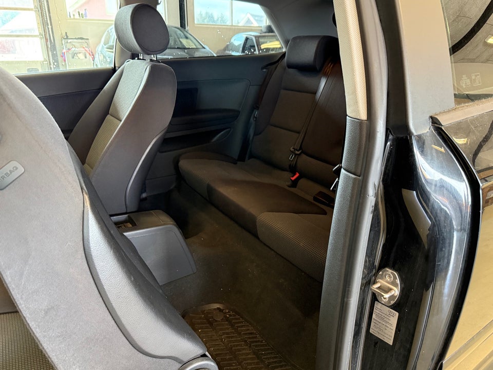 Audi A3 1,6 Ambiente 3d