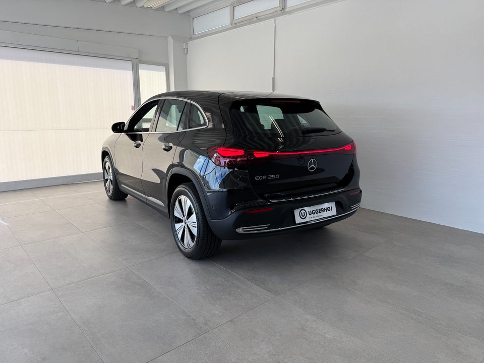 Mercedes EQA250 Progressive 5d