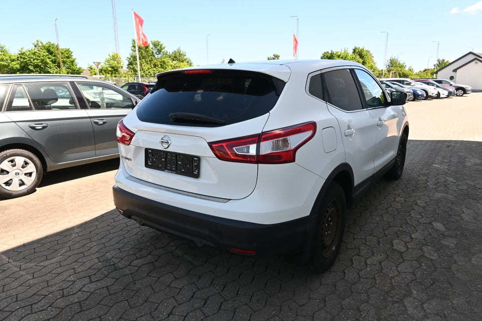 Nissan Qashqai 1,2 Dig-T 115 Visia 5d