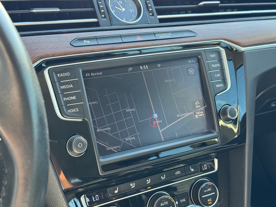 VW Passat 2,0 TSi 280 Highline Variant DSG 4Motion 5d