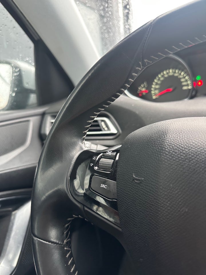 Peugeot 308 1,2 VTi 82 Active 5d