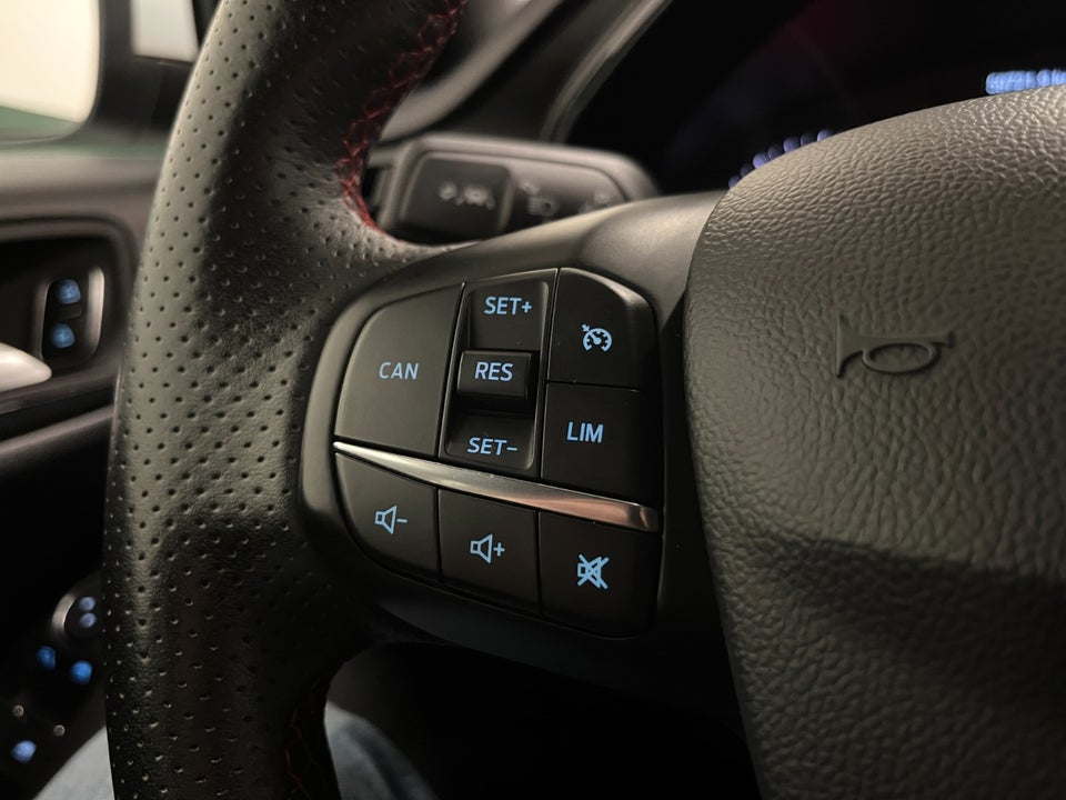 Ford Focus 1,0 EcoBoost ST-Line 5d