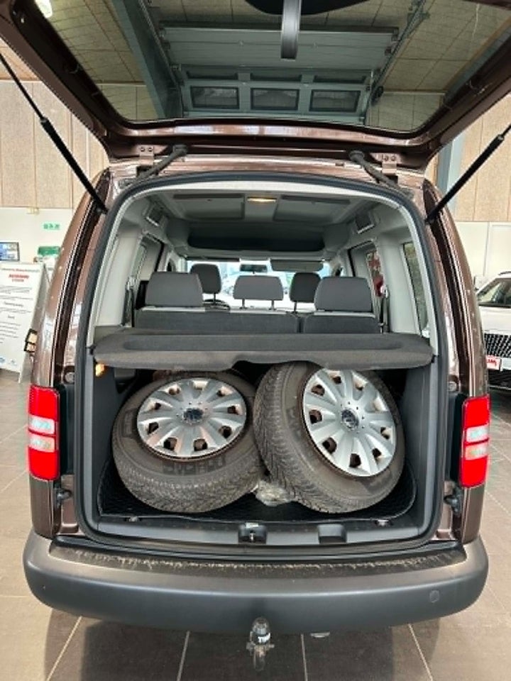VW Caddy 1,6 TDi 75 Trendline BMT 5d