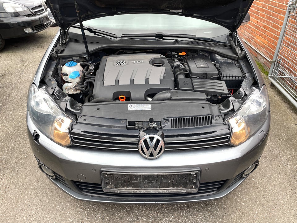 VW Golf VI 1,6 TDi 105 Trendline Variant DSG BMT 5d