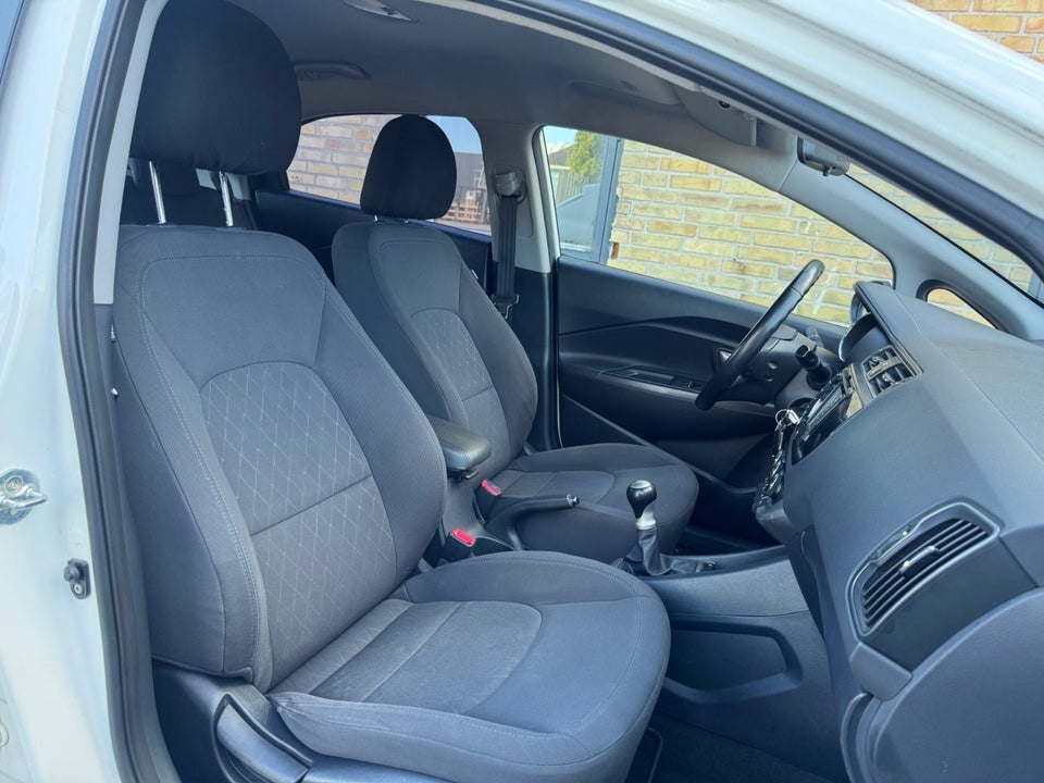 Kia Rio 1,2 CVVT 5d