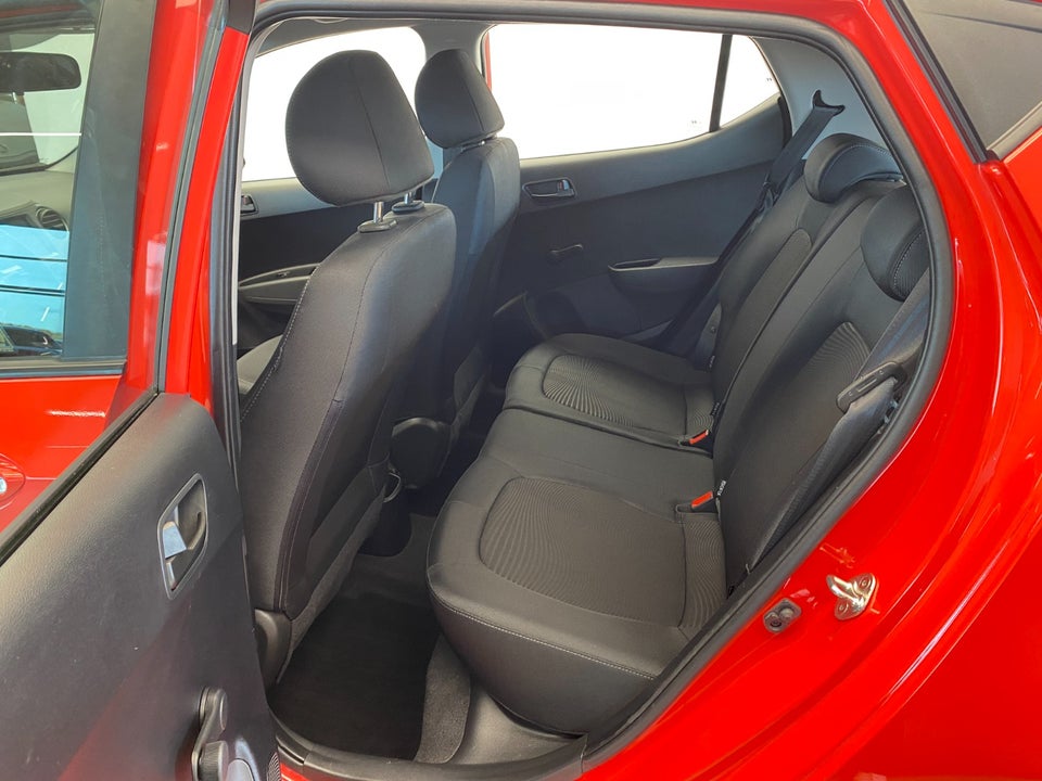 Hyundai i10 1,0 Touch 5d