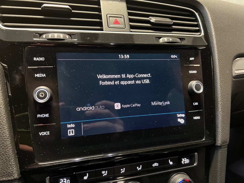 VW Golf VII 1,4 TSi 150 R-line DSG 5d