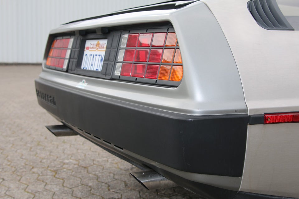 DeLorean DMC 2,8 V6 Coupé aut. 3d