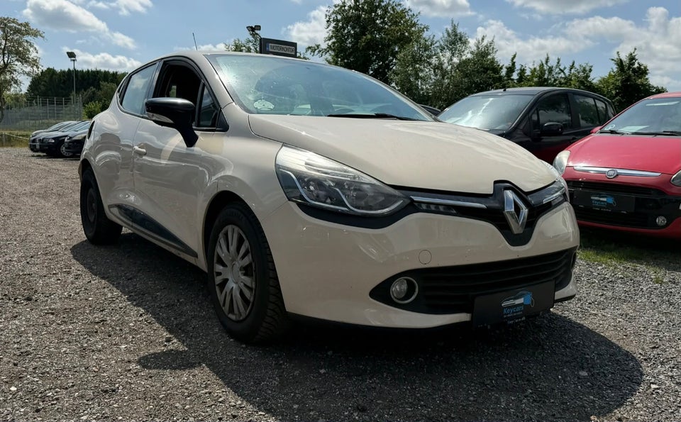 Renault Clio IV 0,9 TCe 90 Expression Optimized 5d