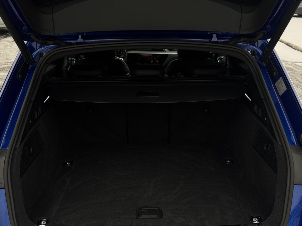 Audi Q8 e-tron 55 S-line quattro 5d