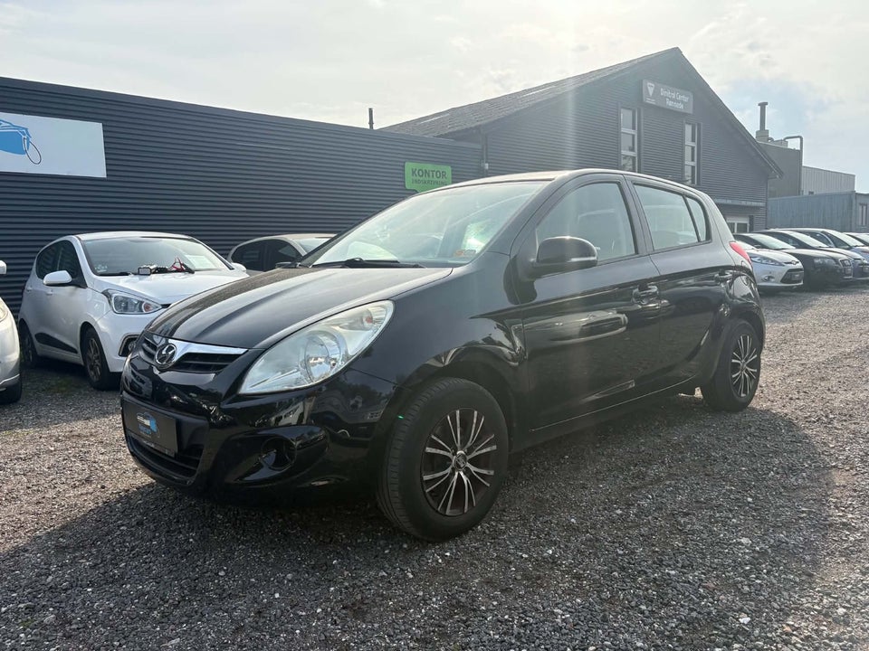 Hyundai i20 1,25 Classic 5d
