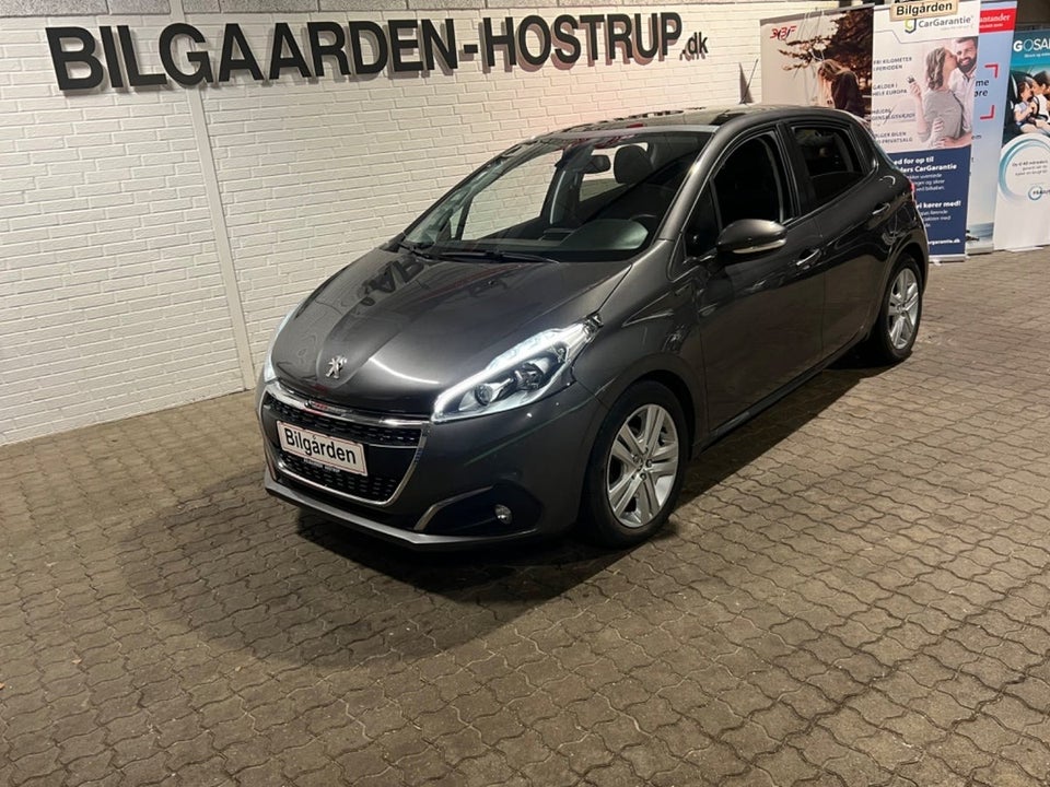 Peugeot 208 1,5 BlueHDi 100 Signature Sky 5d