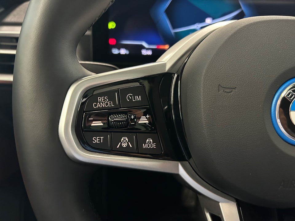 BMW i4 xDrive40 Fully Charged M-Sport 5d