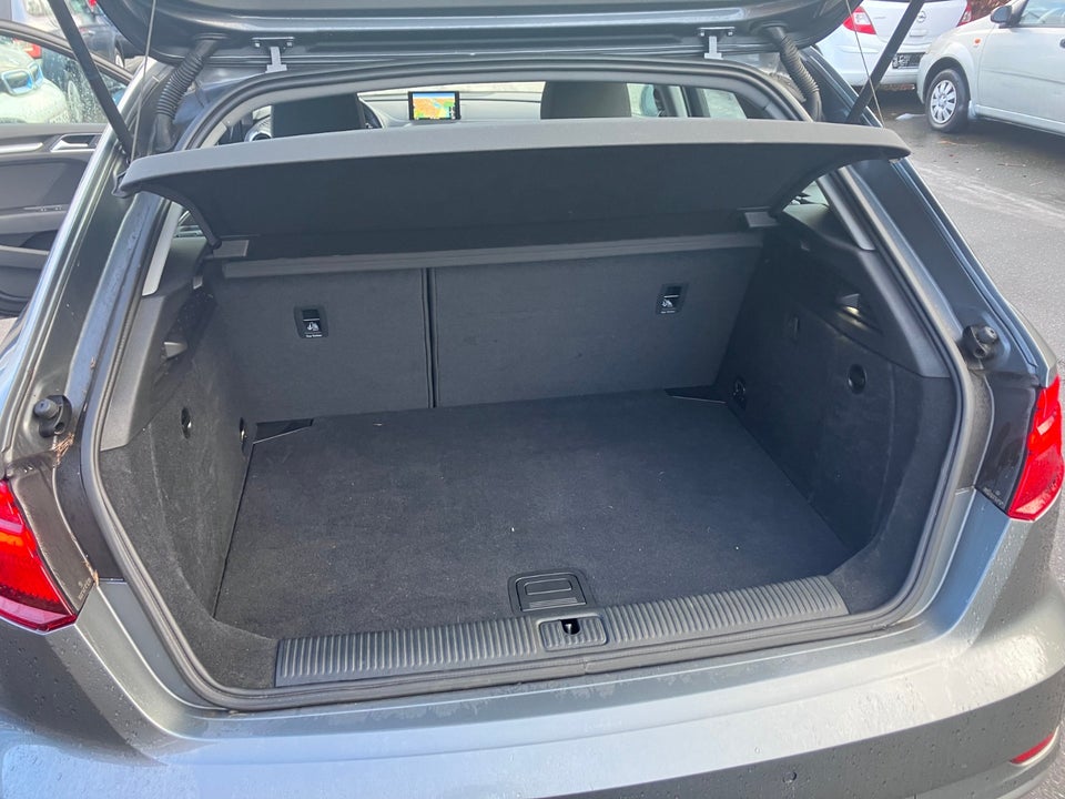 Audi A3 40 TFSi Sport Limited Sportback quattro S-tr. 5d