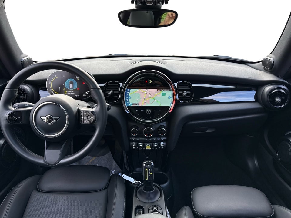 MINI Cooper SE Classic Trim 3d