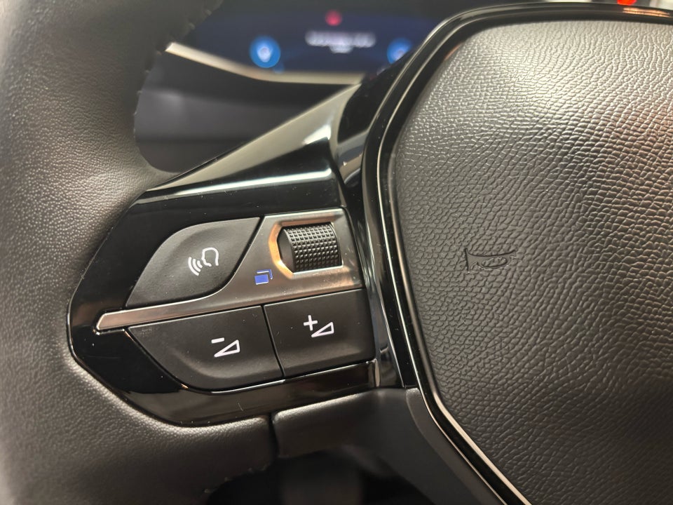 Peugeot e-208 50 Allure Pack 5d