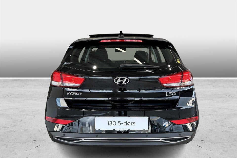 Hyundai i30 1,0 T-GDi Essential DCT 5d