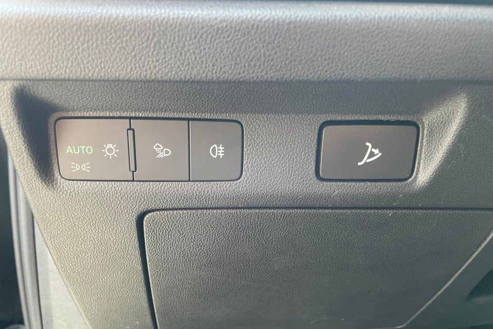 Skoda Enyaq 60 iV Loft 5d
