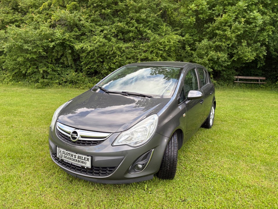 Opel Corsa 1,4 16V Cosmo 5d
