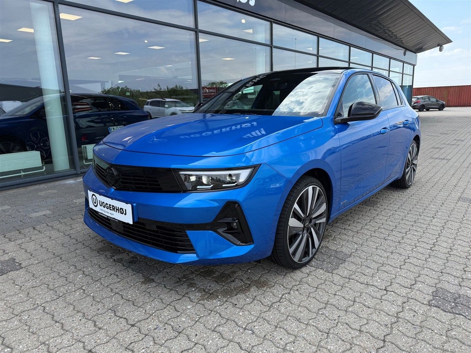 Opel Astra-e 54 Ultimate 5d