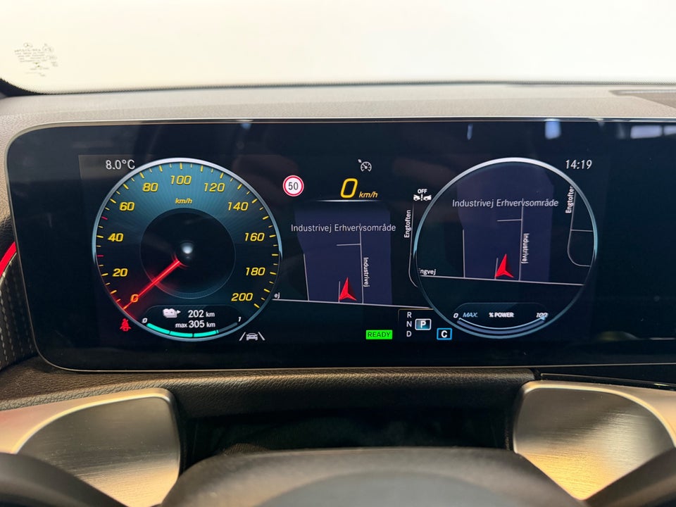 Mercedes EQB300 4Matic 7prs 5d