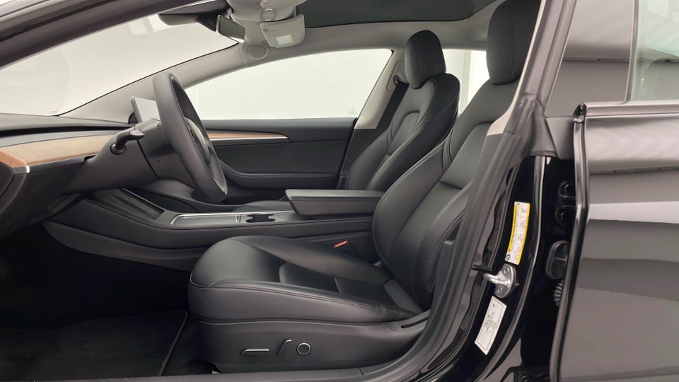 Tesla Model 3 RWD 4d