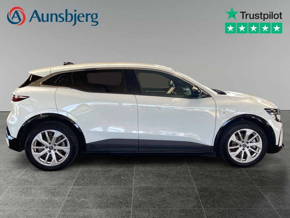 Renault Megane E-Tech 60 Techno 5d