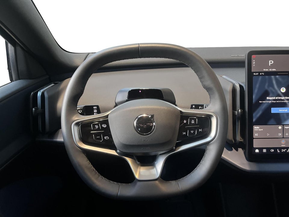 Volvo EX30 Standard Range Plus 5d