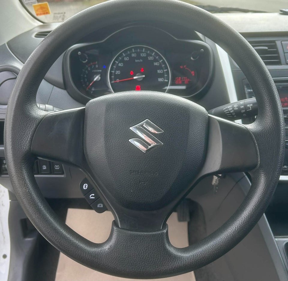 Suzuki Celerio 1,0 Dualjet Exclusive 5d