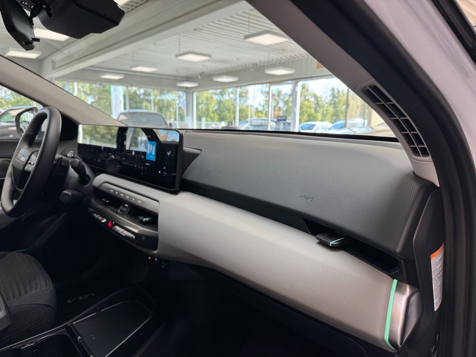 Kia EV4 58 Standard Range Access 5d