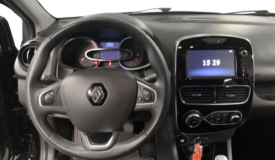Renault Clio IV 0,9 TCe 90 Limited Sport Tourer 5d