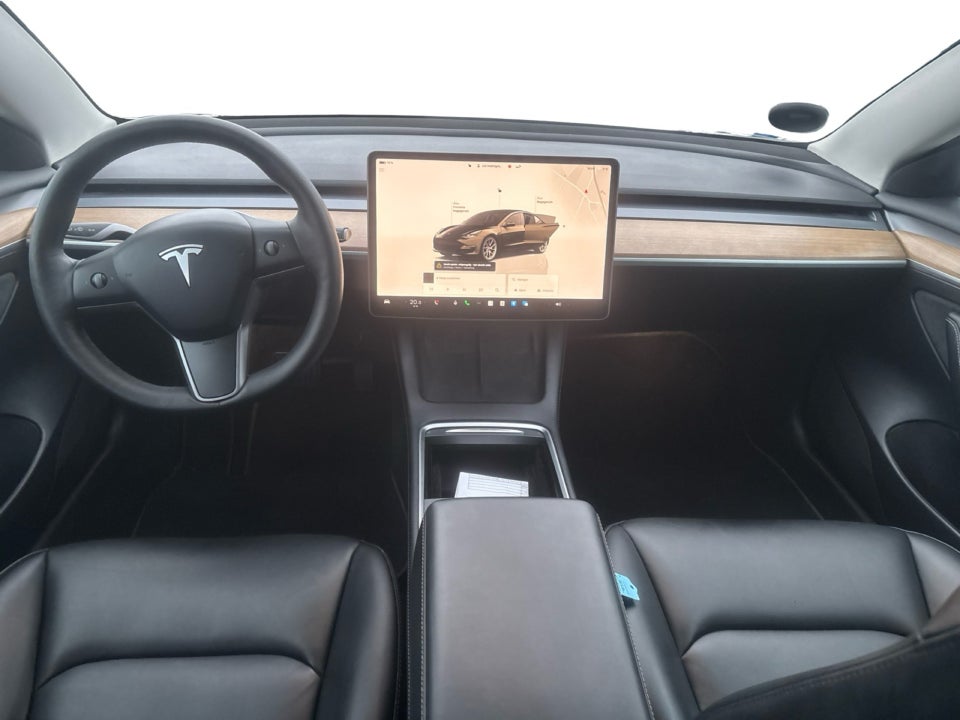Tesla Model 3 Long Range AWD 4d