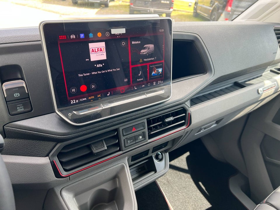 MAN TGE 2,0 3.180 Kassevogn L3H3 aut. FWD