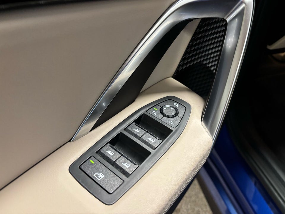 BMW iX1 xDrive30 M-Sport 5d