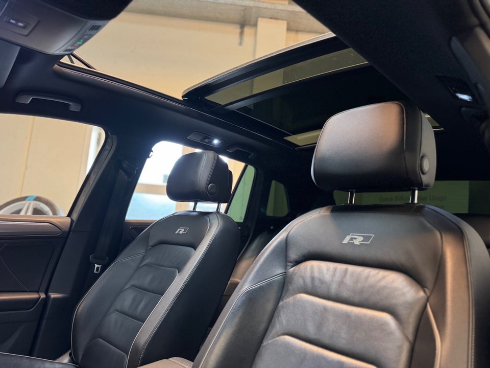 VW Tiguan 2,0 TDi 240 R-line DSG 4Motion 5d