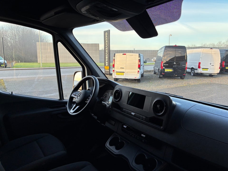 Mercedes Sprinter 317 2,0 CDi A2 Kassevogn aut. RWD