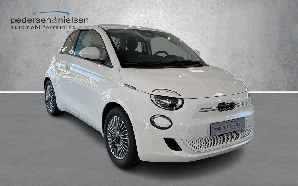 Fiat 500e 42 Icon 3d