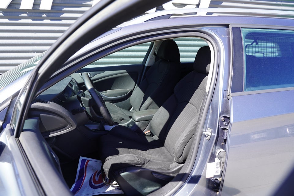 Citroën C5 2,0 HDi 140 Attraction Tourer 5d