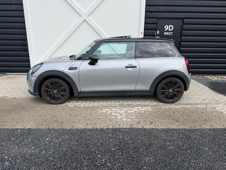 MINI Cooper SE Maximise 3d