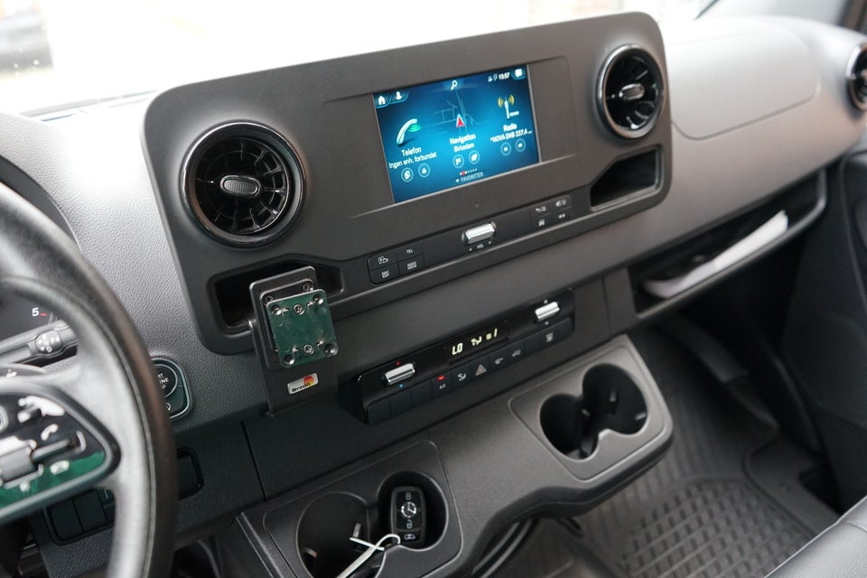 Mercedes Sprinter 316 2,2 CDi A2 Kassevogn aut. RWD