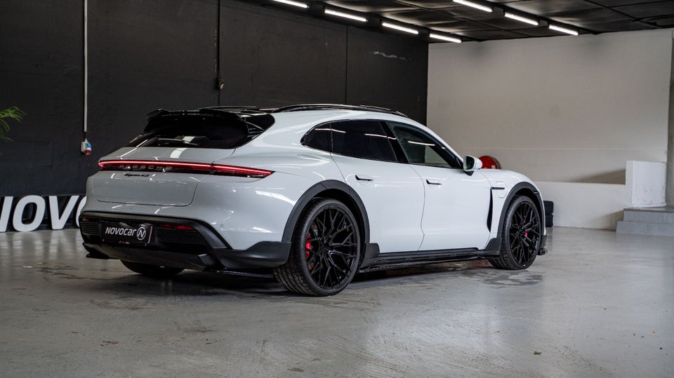 Porsche Taycan 4S Performance+ Cross Turismo 5d
