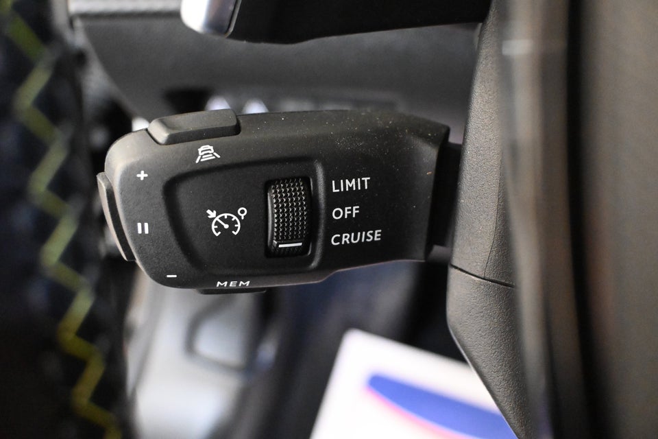 Peugeot 2008 1,5 BlueHDi 130 GT Line EAT8 5d