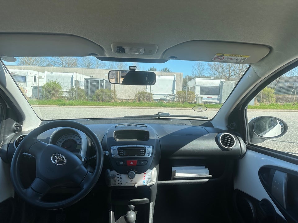 Toyota Aygo 1,0 VVT-i T1 5d