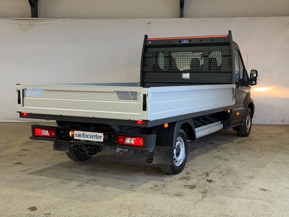 Ford E-Transit 350 L3 Chassis 68 Trend H1 RWD